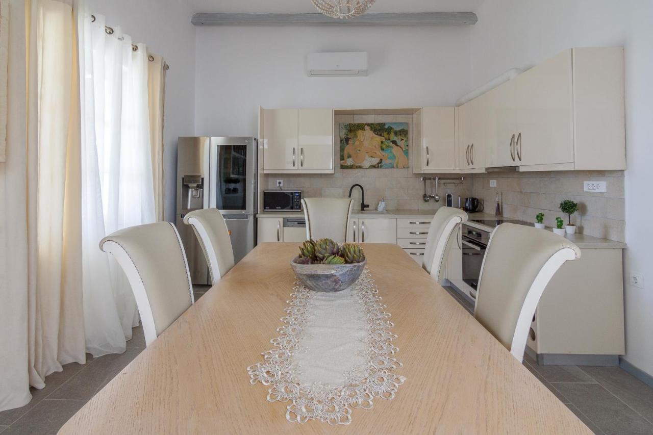 Ble Oneiro Villa Crystal Αδάμας Εξωτερικό φωτογραφία